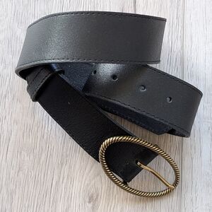 Mendike Landes Black Leather Belt Twisted Gold Oval Buckle Size L